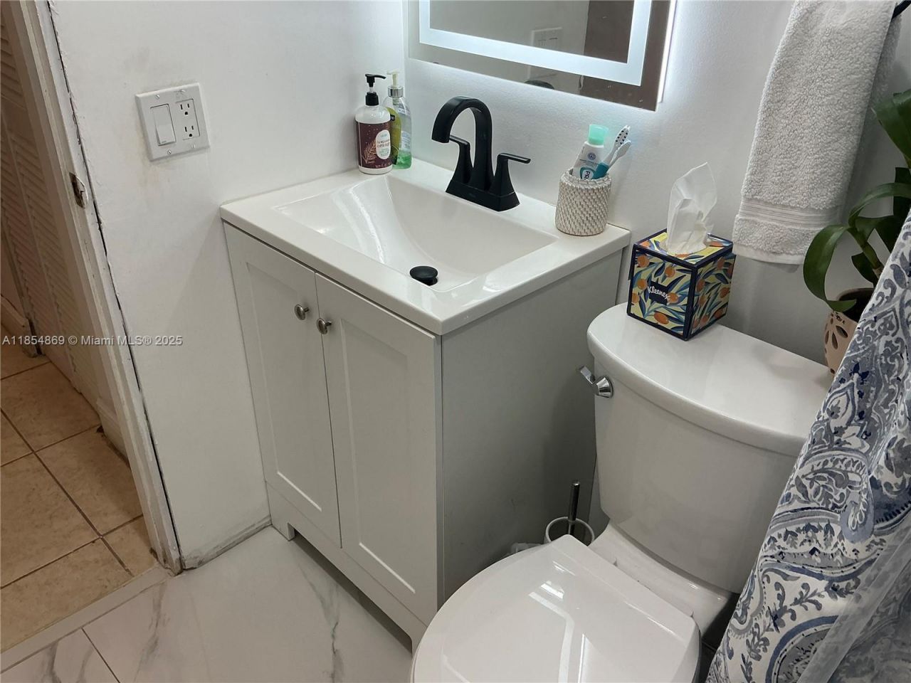 1855 NW 32nd St, Miami, FL 33142 Photo