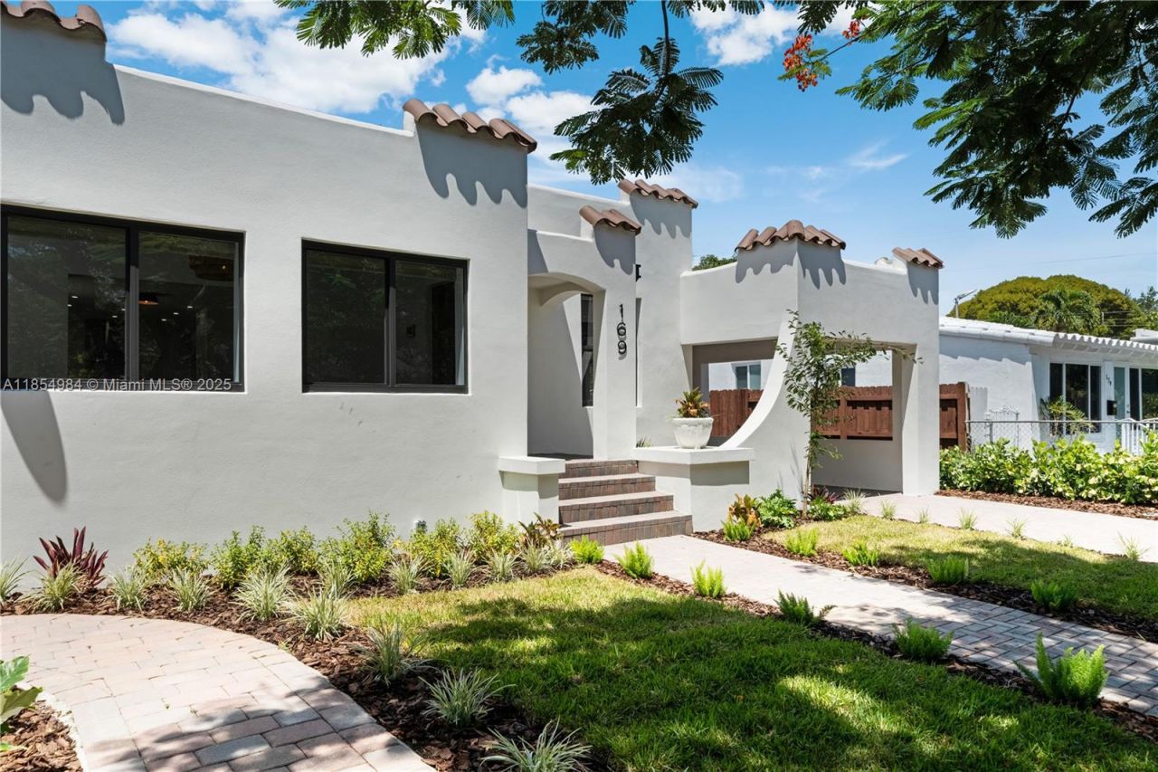 169 NE 48th St, Miami, FL 33137 Photo