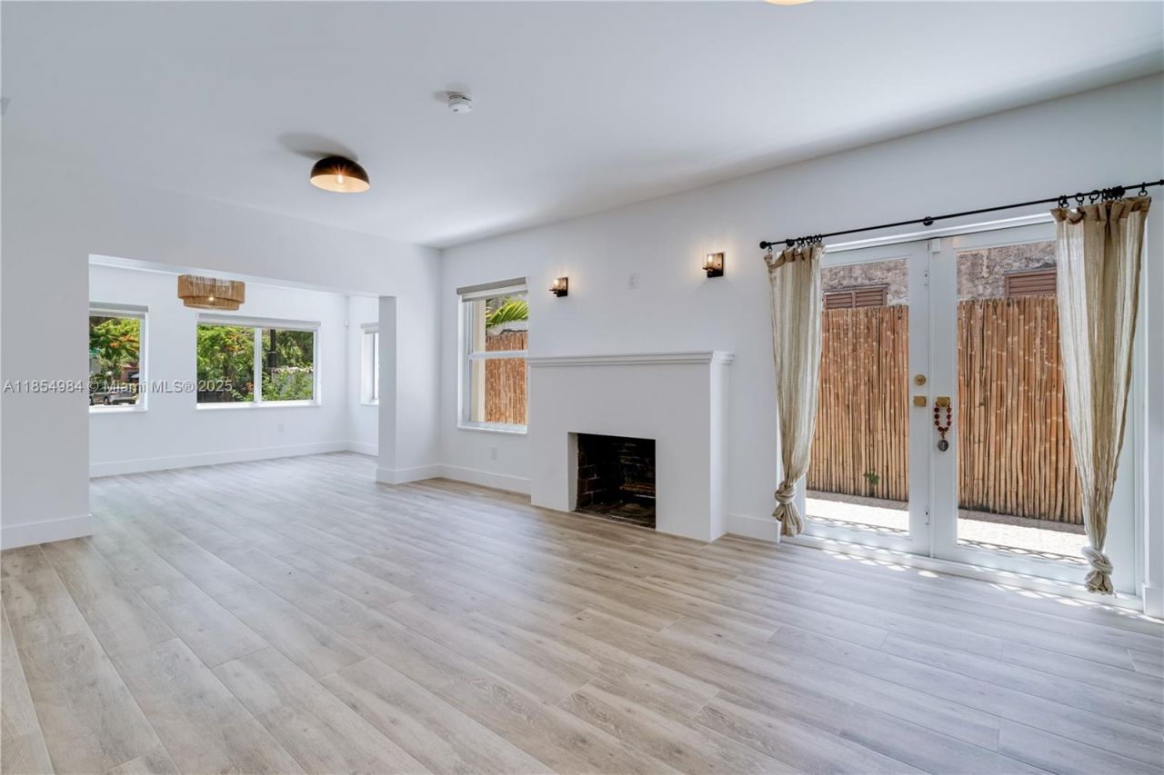 169 NE 48th St, Miami, FL 33137 Photo