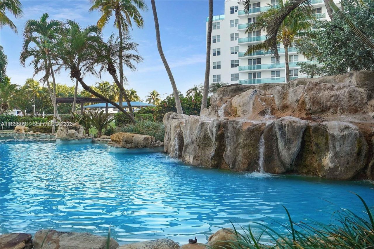 Please Call For Address, Unit 822, Miami Beach, FL 33140 Photo