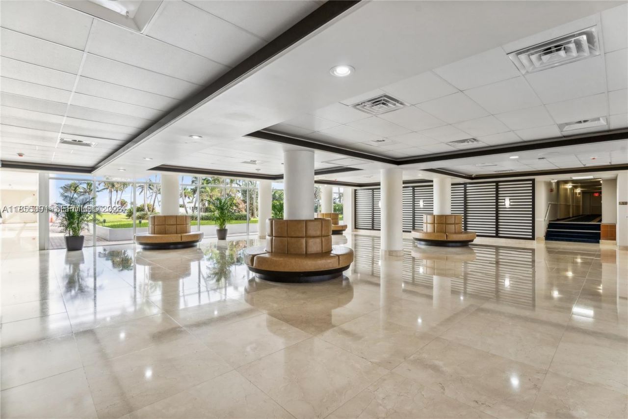 Please Call For Address, Unit 822, Miami Beach, FL 33140 Photo
