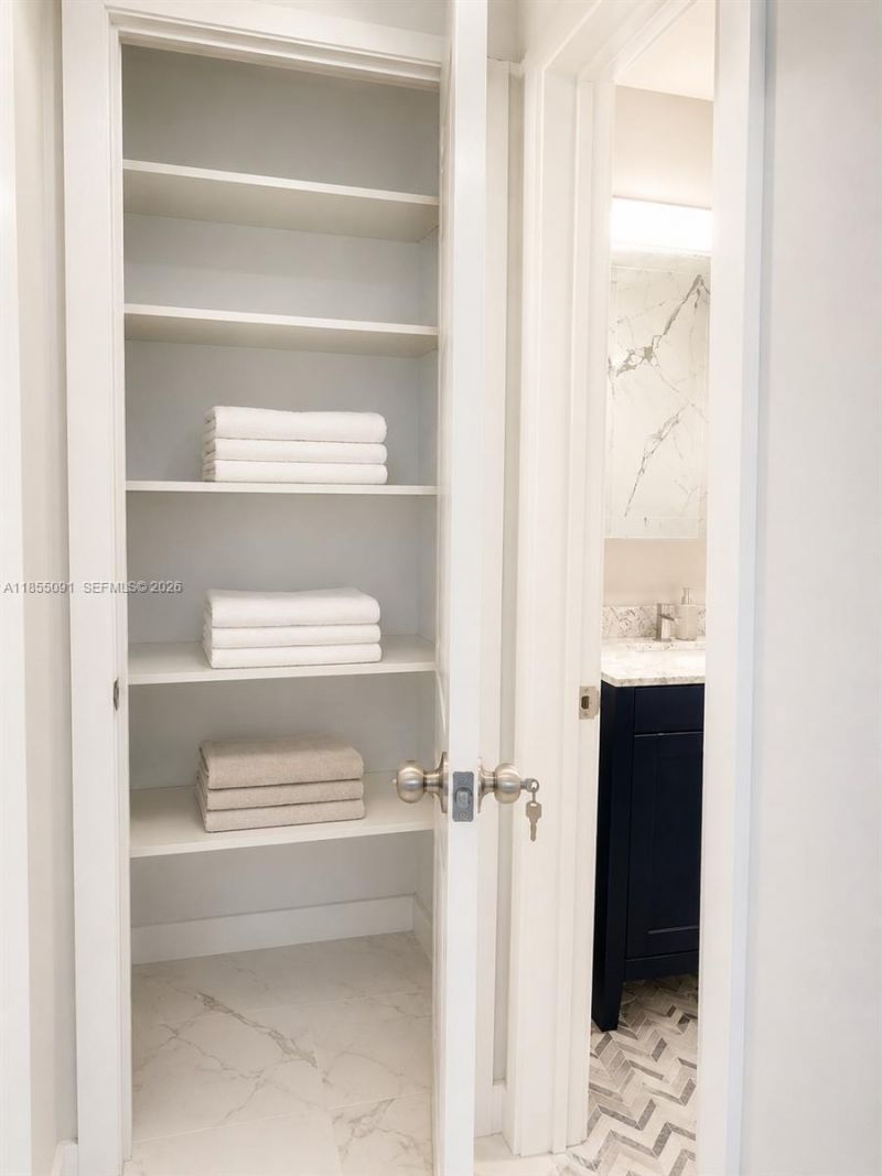 Please Call For Address, Unit 822, Miami Beach, FL 33140 Photo