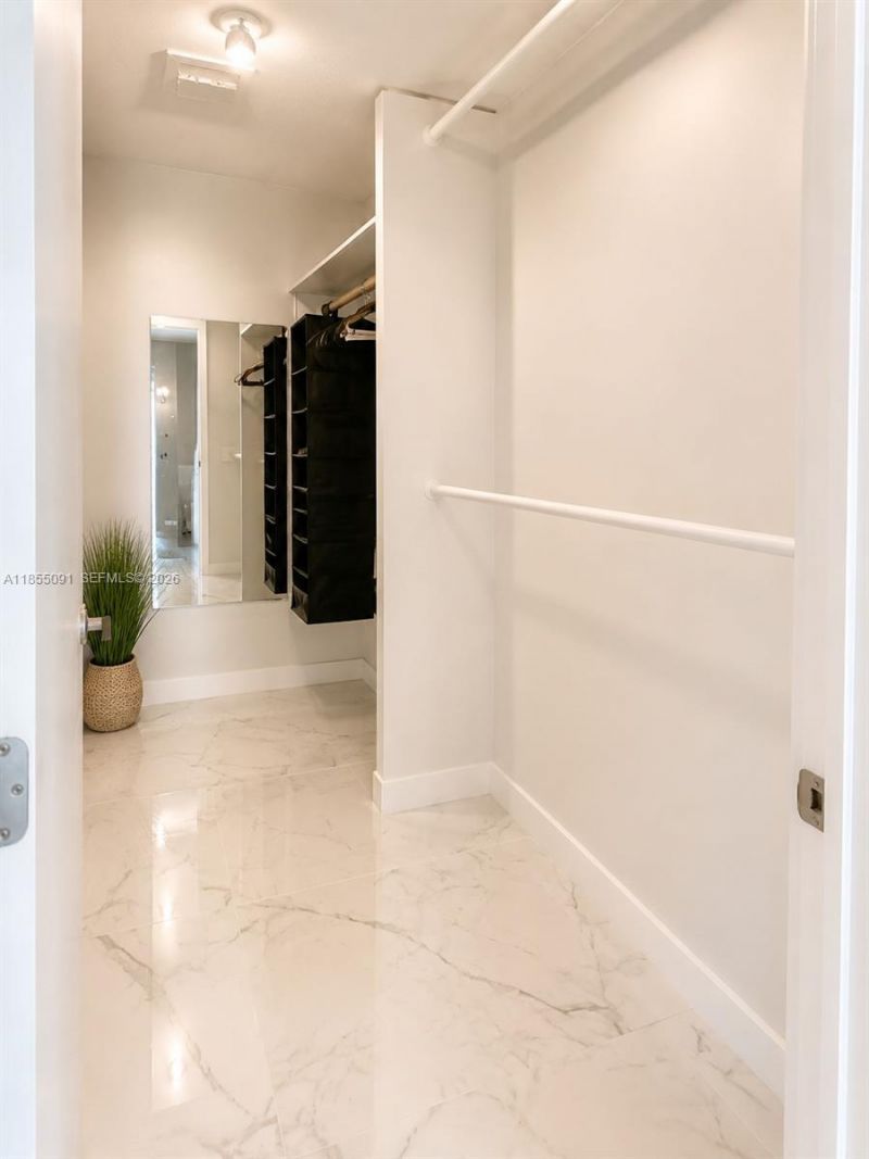 Please Call For Address, Unit 822, Miami Beach, FL 33140 Photo