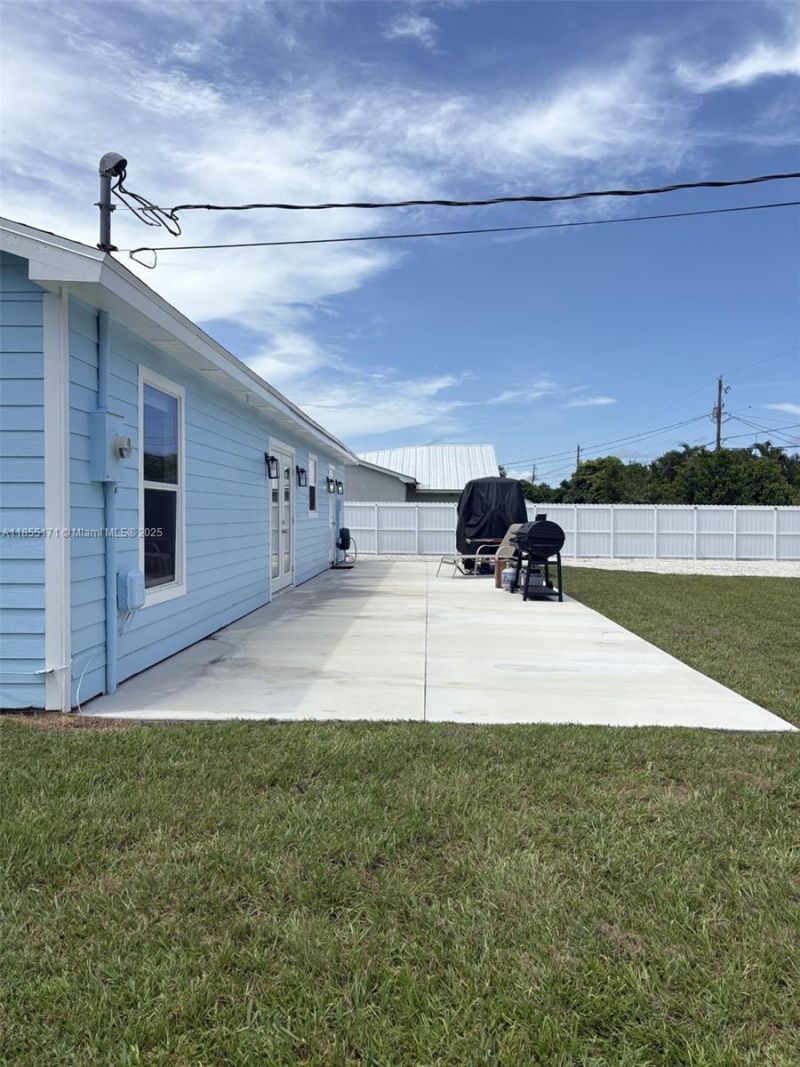 2273 SW Mount Vernon St, Port Saint Lucie, FL 34953 Photo