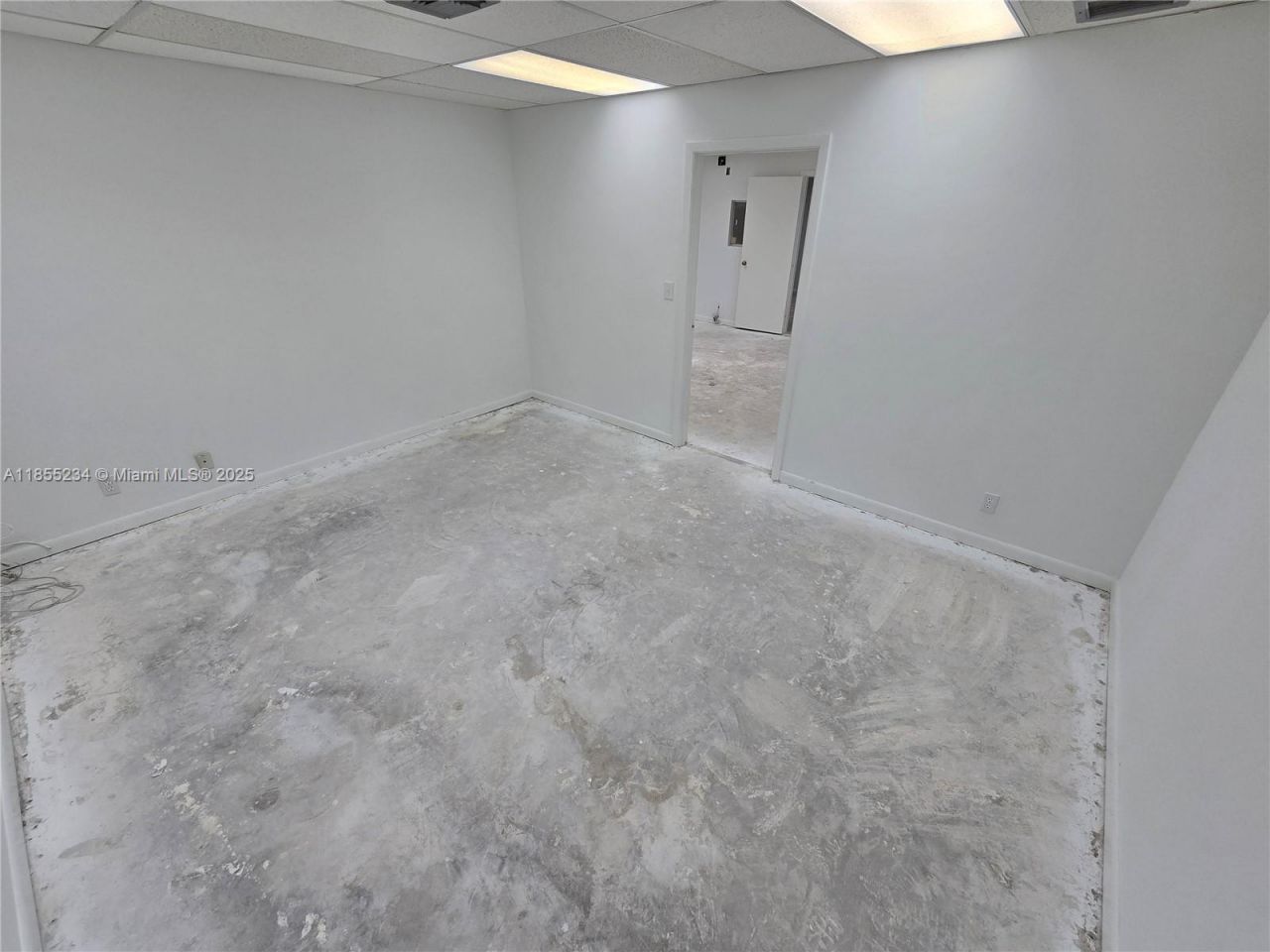 7800 W Oakland Park Blvd, Unit 101, Sunrise, FL 33351 Photo