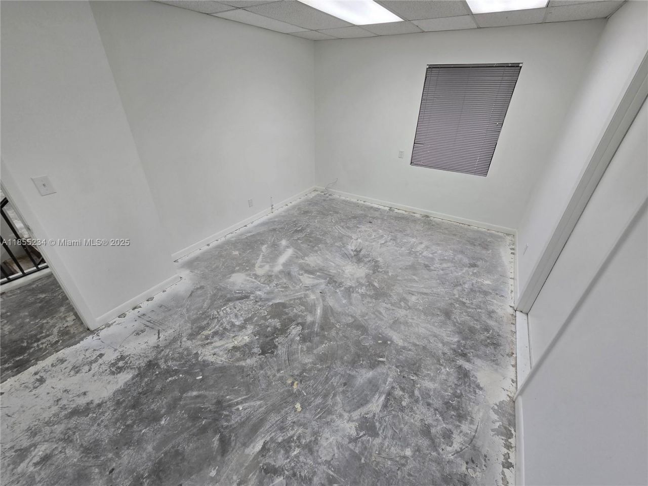 7800 W Oakland Park Blvd, Unit 101, Sunrise, FL 33351 Photo