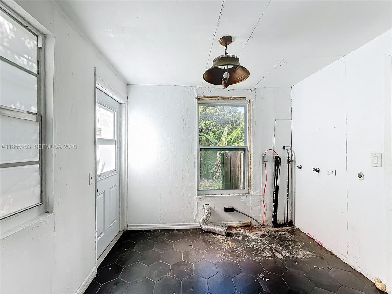 796 NE 85th St, Miami, FL 33138 Photo