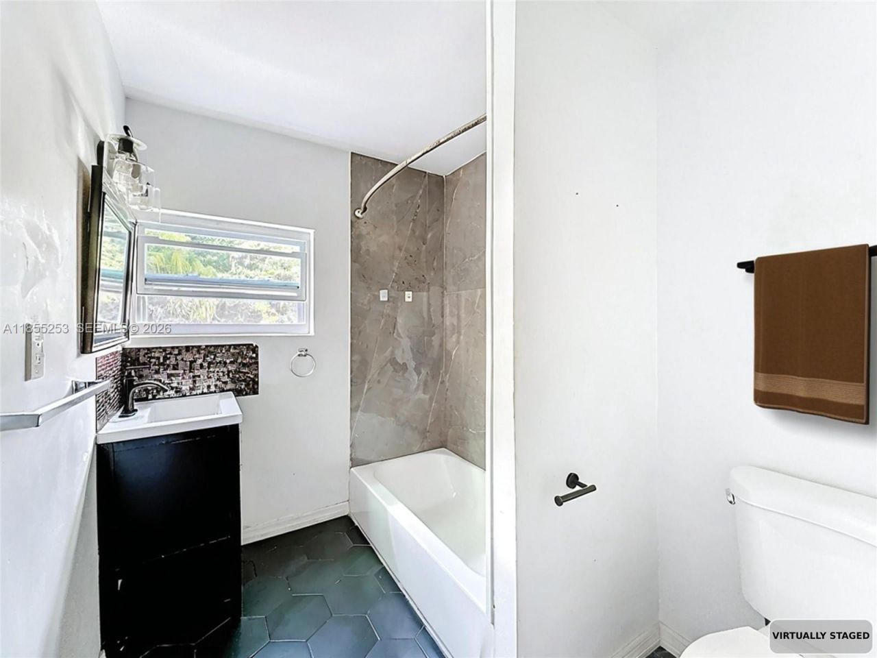 796 NE 85th St, Miami, FL 33138 Photo