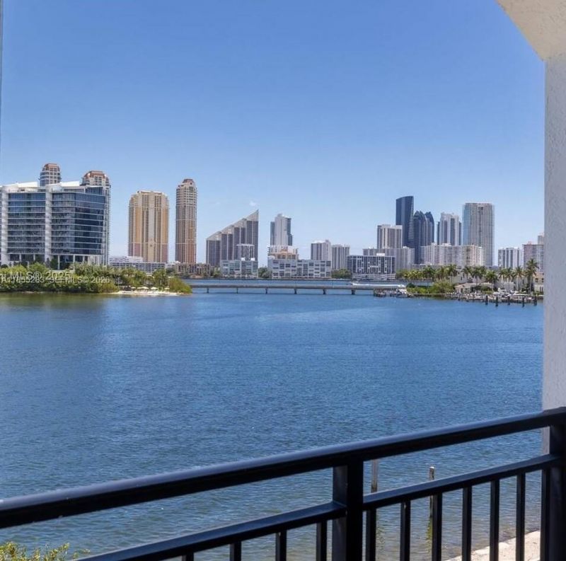 3255 NE 184th St, Unit 12407, Aventura, FL 33160 Photo