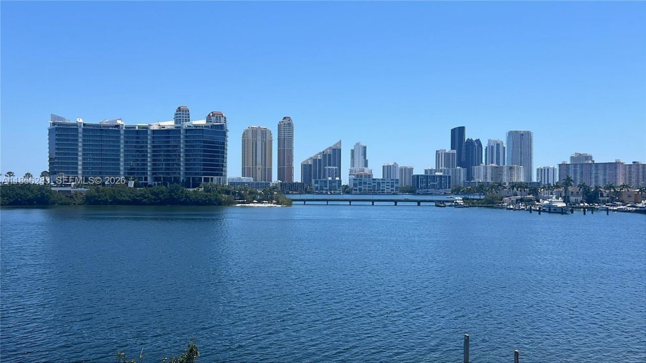 3255 NE 184th St, Unit 12407, Aventura, FL 33160 Photo