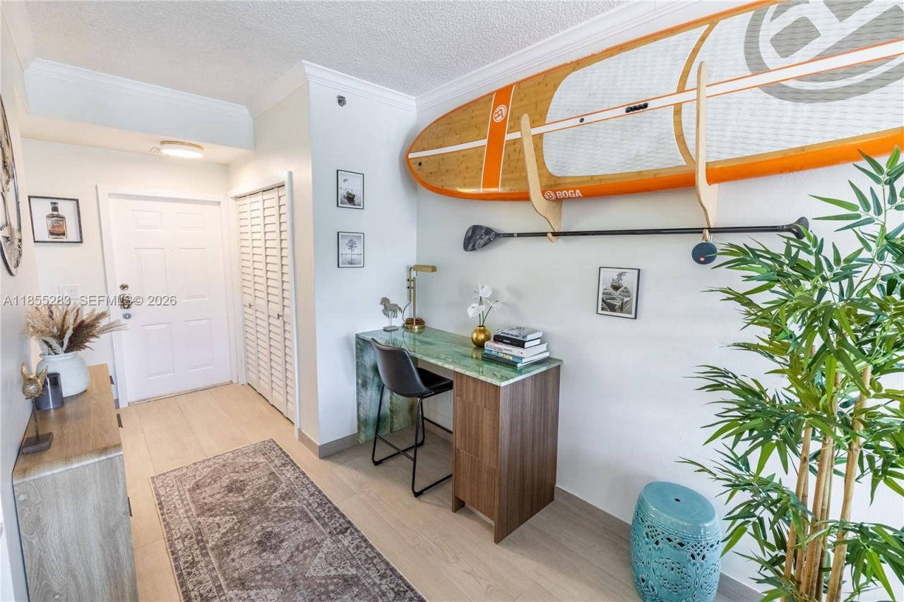 3255 NE 184th St, Unit 12407, Aventura, FL 33160 Photo