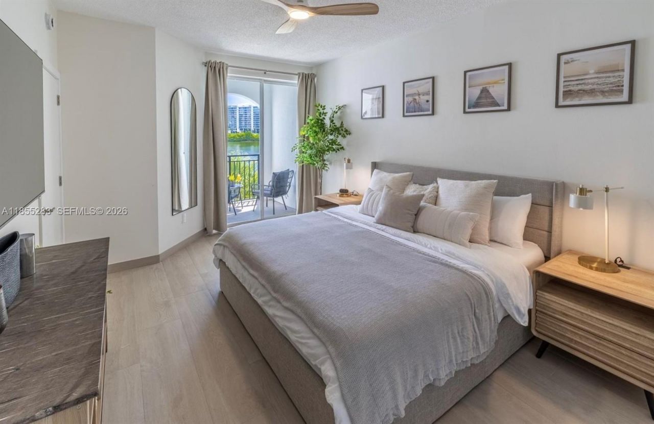 3255 NE 184th St, Unit 12407, Aventura, FL 33160 Photo
