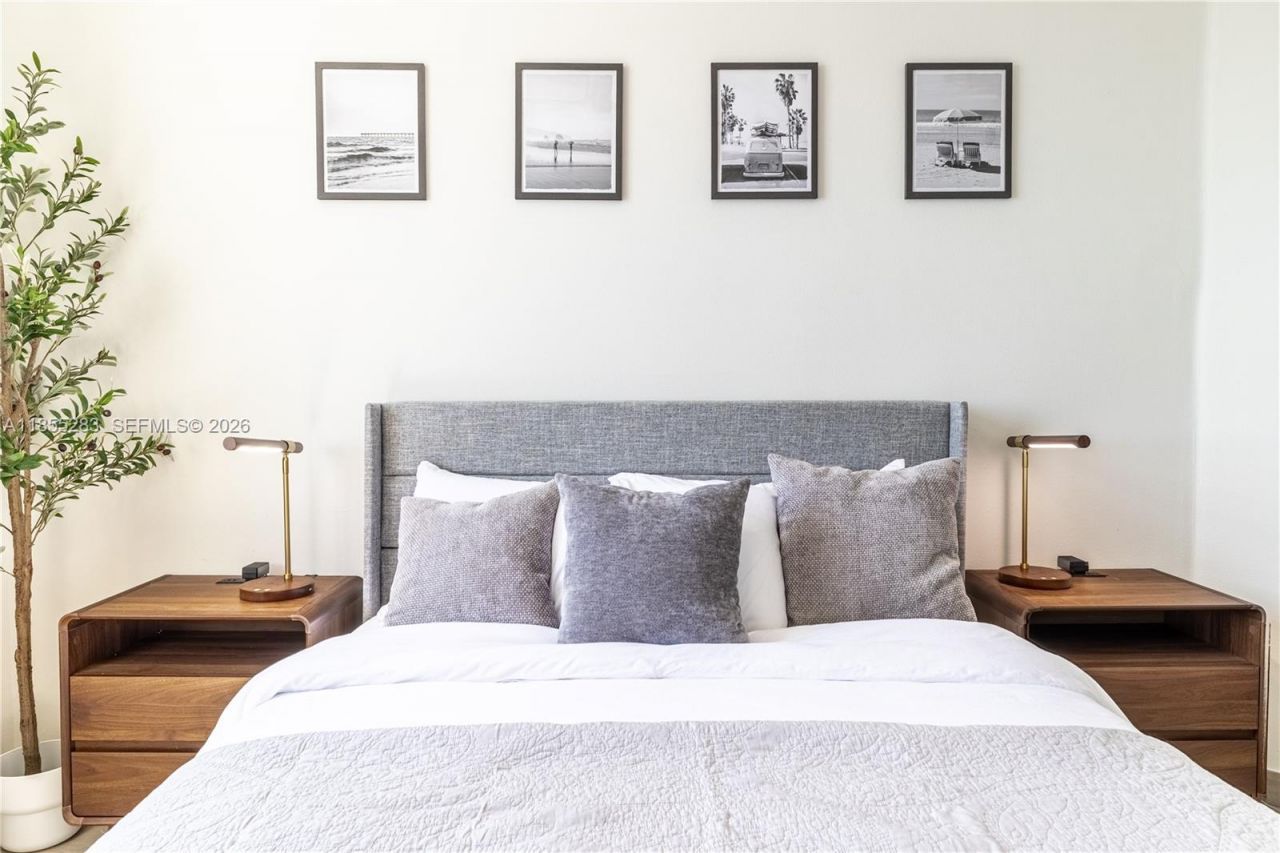 3255 NE 184th St, Unit 12407, Aventura, FL 33160 Photo