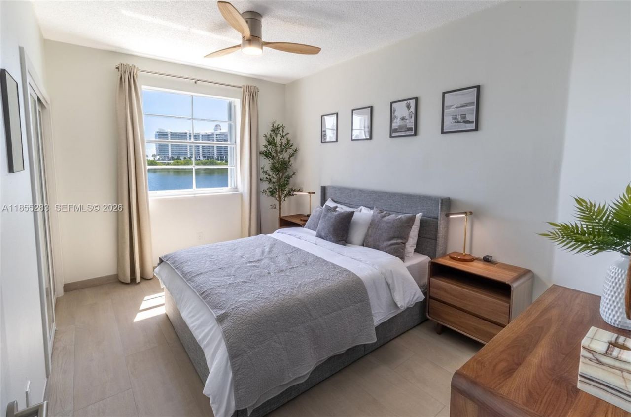 3255 NE 184th St, Unit 12407, Aventura, FL 33160 Photo