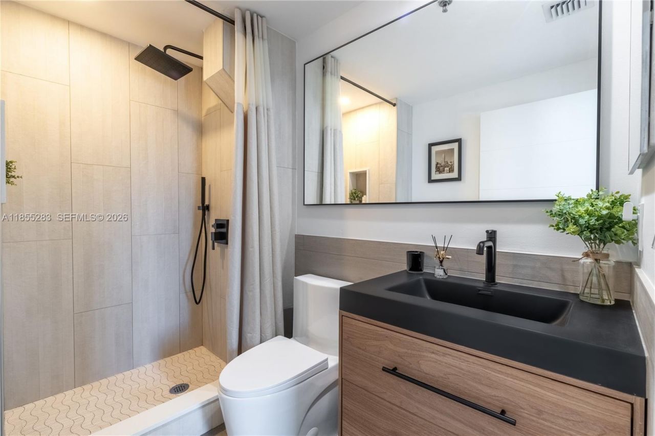 3255 NE 184th St, Unit 12407, Aventura, FL 33160 Photo