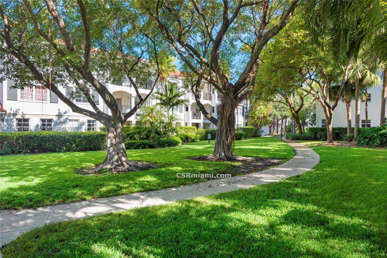 3255 NE 184th St, Unit 12407, Aventura, FL 33160 Photo