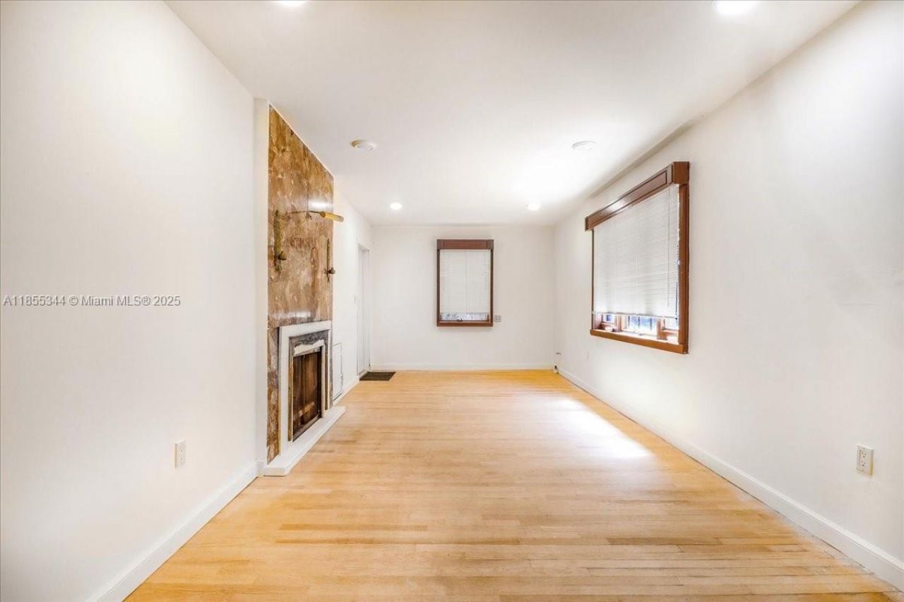 5900 NE 5th Ave, Miami, FL 33137 Photo