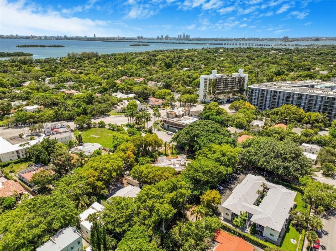 5900 NE 5th Ave, Miami, FL 33137 Photo