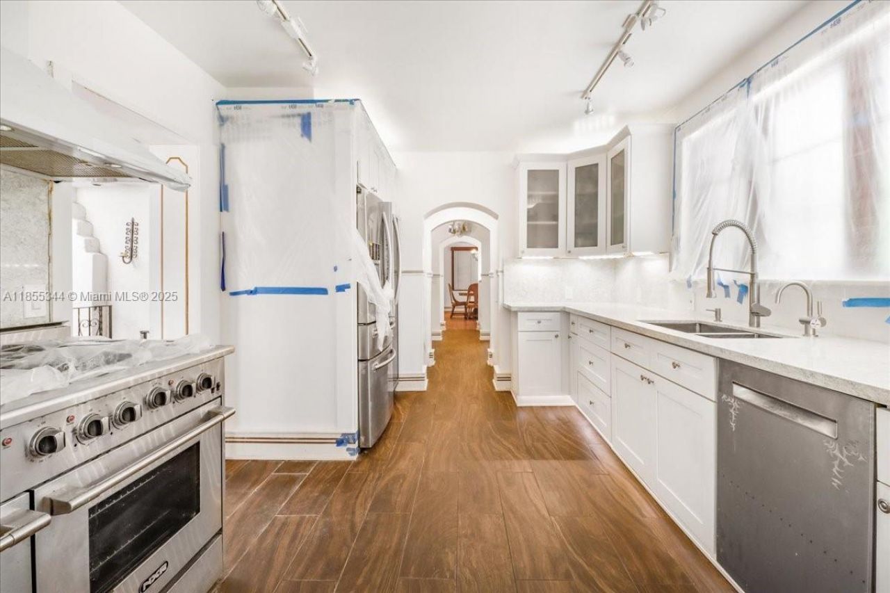 5900 NE 5th Ave, Miami, FL 33137 Photo