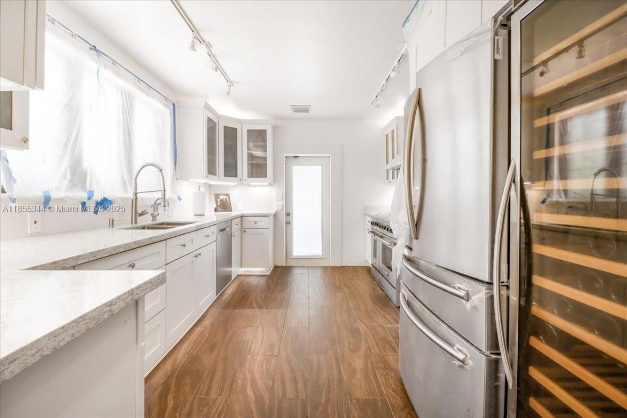 5900 NE 5th Ave, Miami, FL 33137 Photo