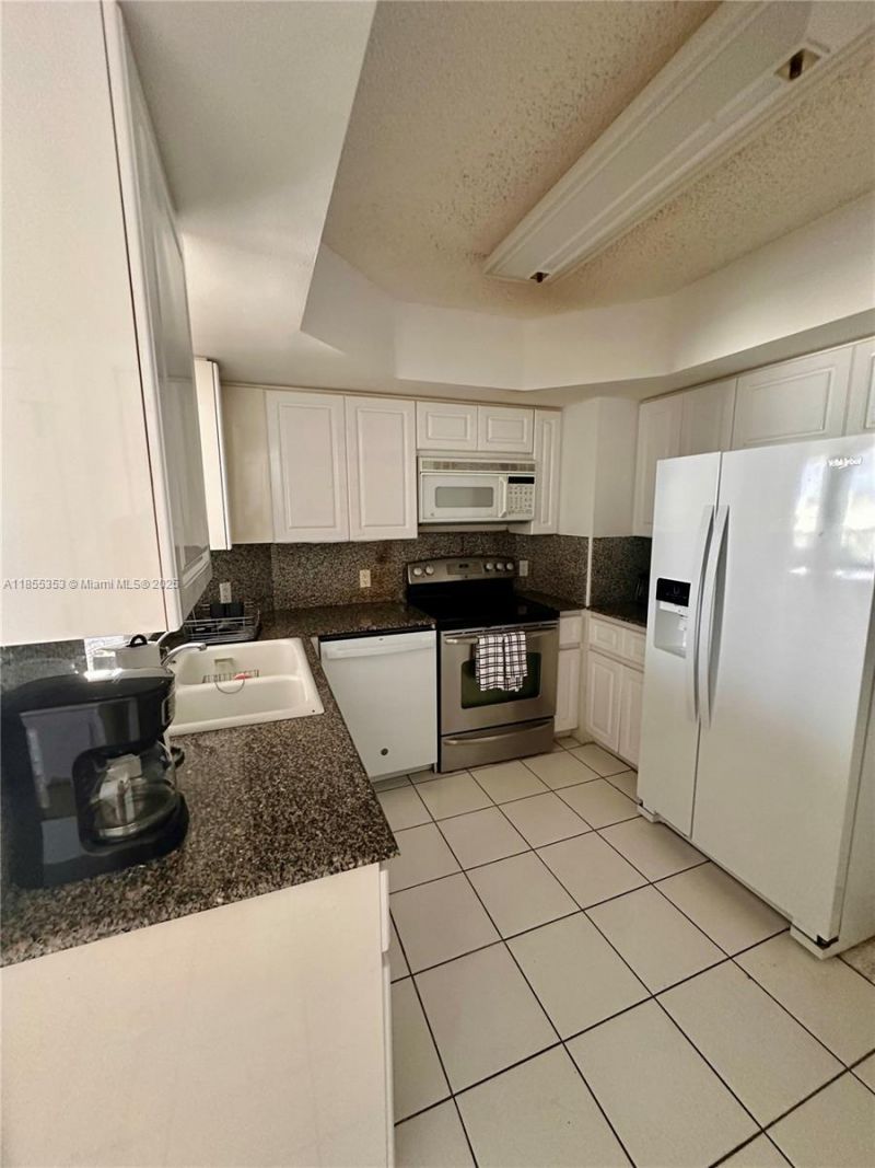 6301 Collins Ave, Unit 806, Miami Beach, FL 33141 Photo