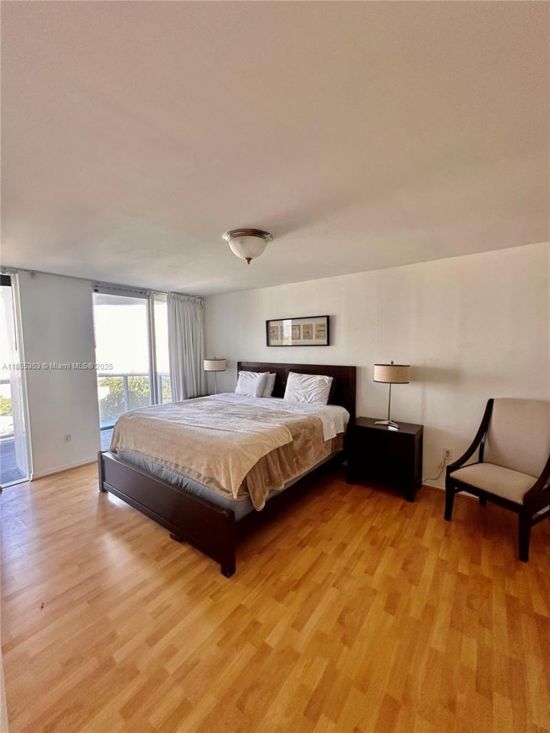 6301 Collins Ave, Unit 806, Miami Beach, FL 33141 Photo