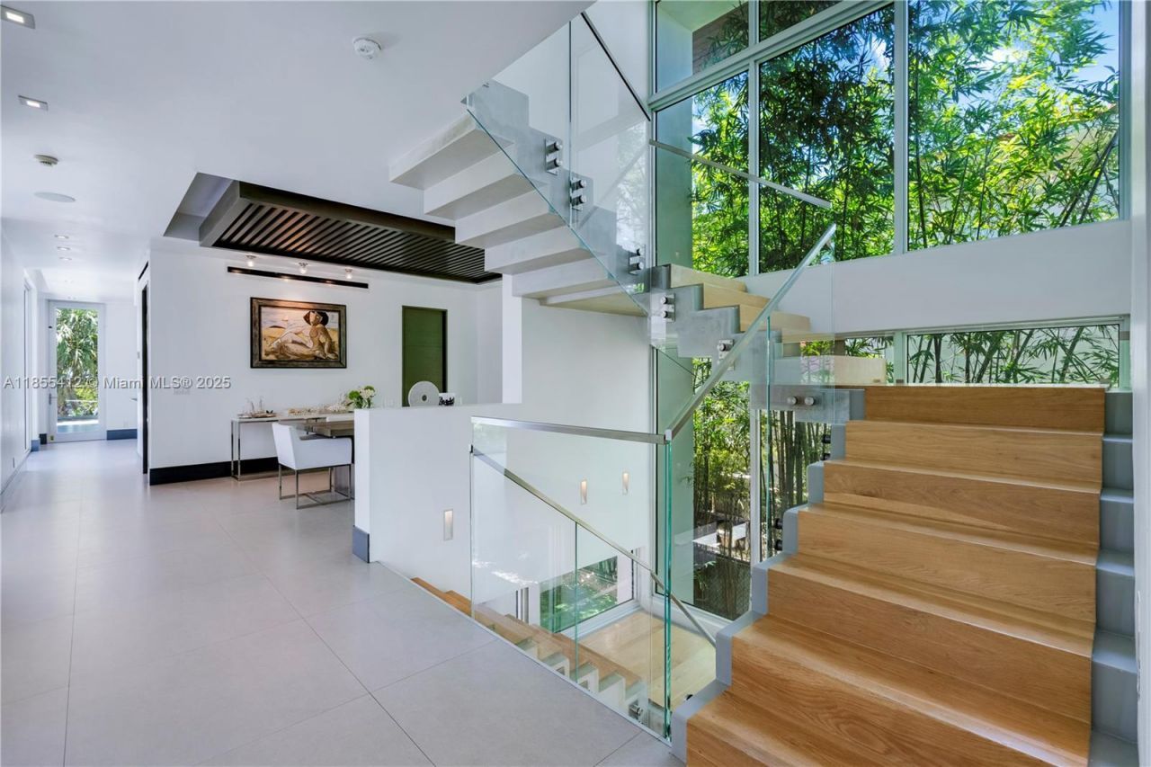 545 Sabal Palm, Key Biscayne, FL 33149 Photo