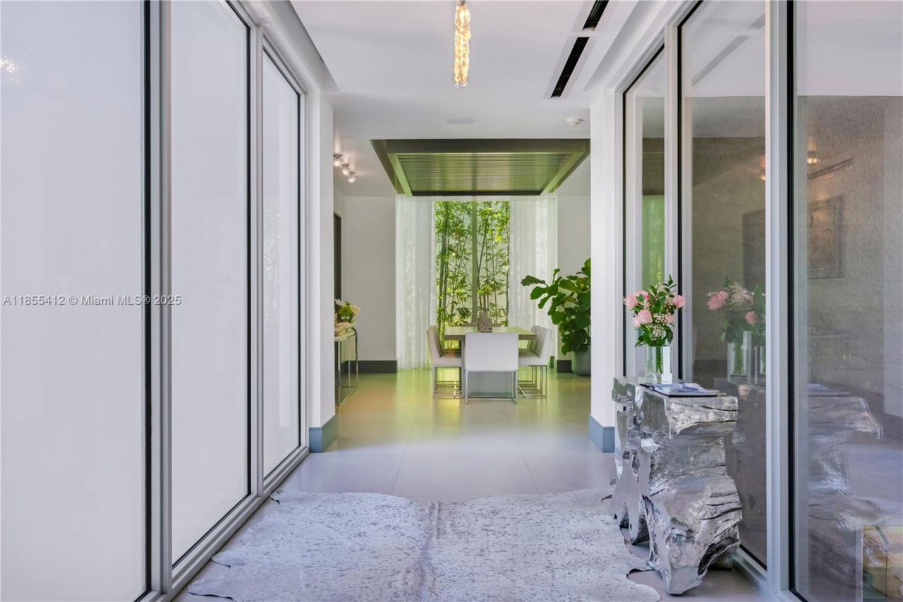 545 Sabal Palm, Key Biscayne, FL 33149 Photo