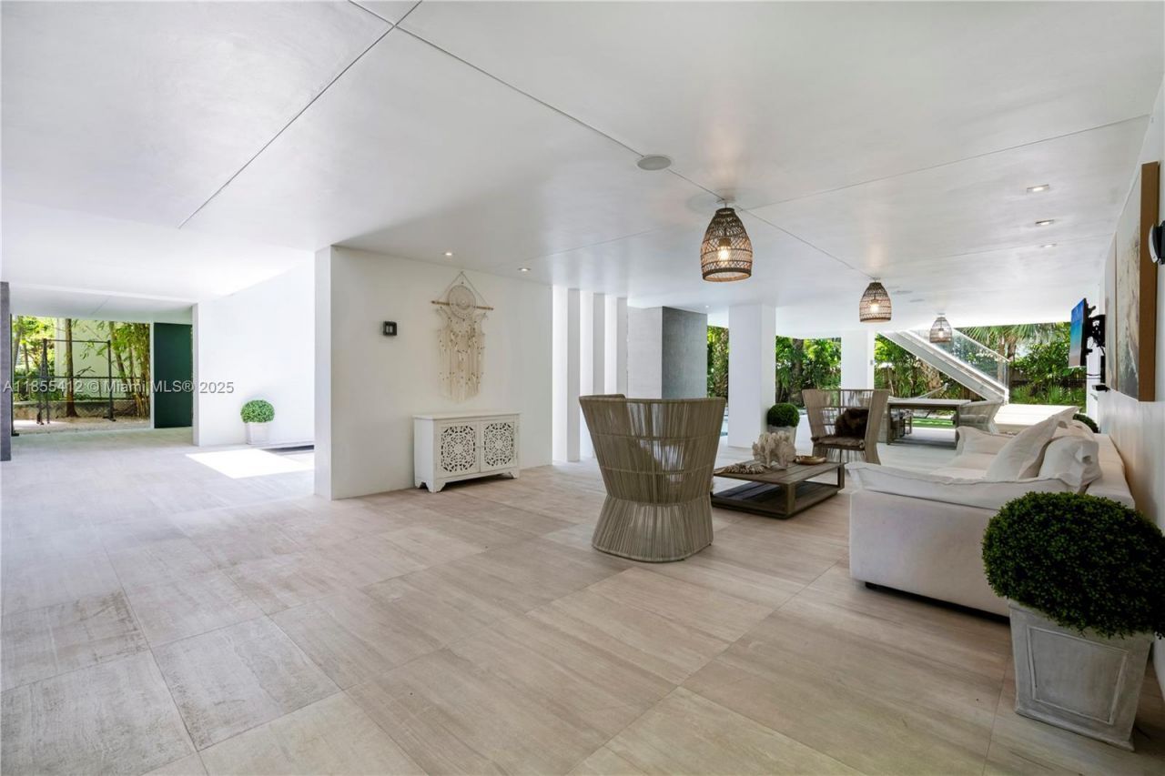 545 Sabal Palm, Key Biscayne, FL 33149 Photo