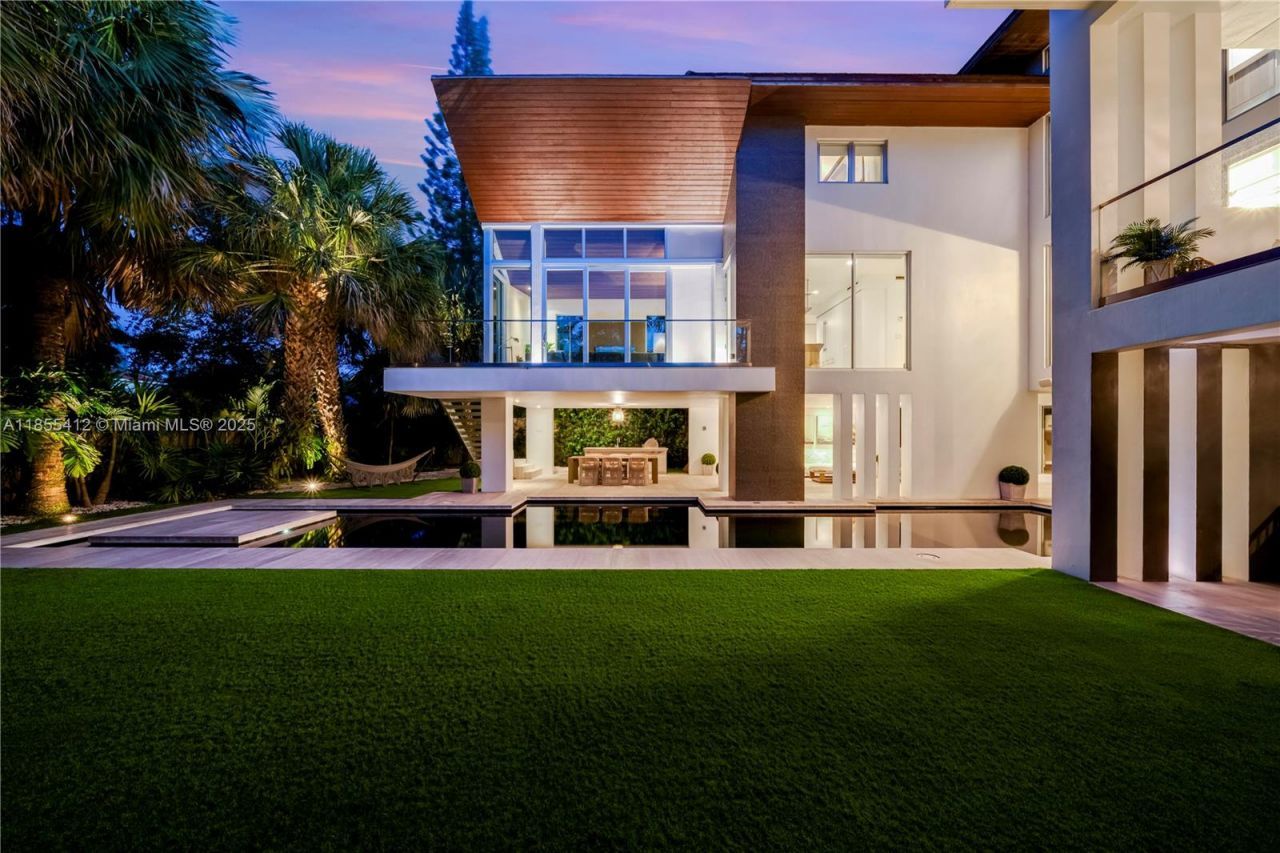 545 Sabal Palm, Key Biscayne, FL 33149 Photo