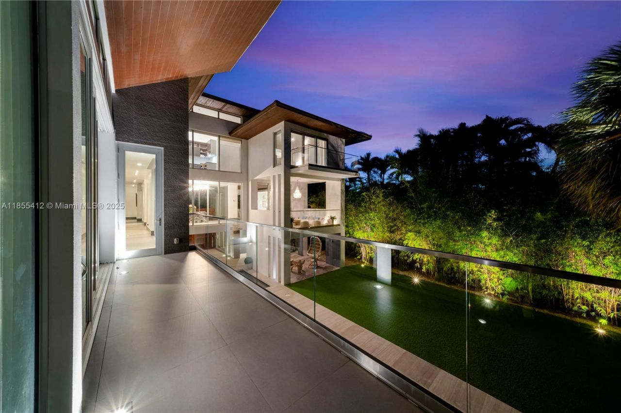 545 Sabal Palm, Key Biscayne, FL 33149 Photo