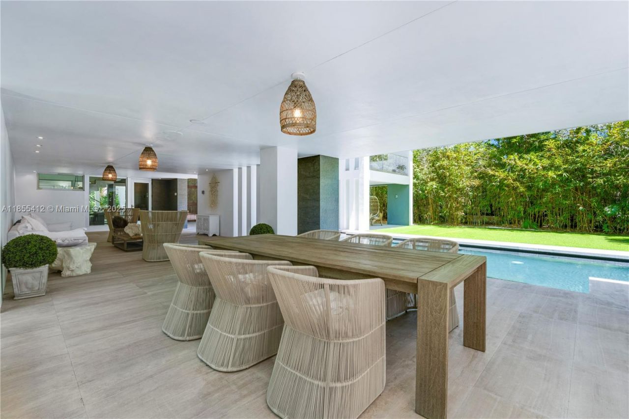 545 Sabal Palm, Key Biscayne, FL 33149 Photo