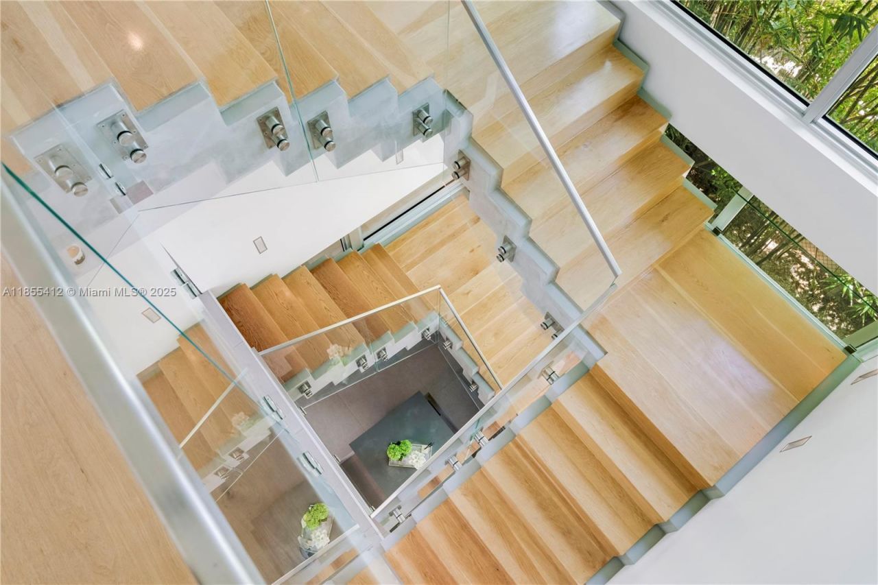 545 Sabal Palm, Key Biscayne, FL 33149 Photo