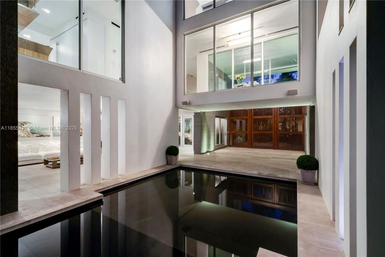 545 Sabal Palm, Key Biscayne, FL 33149 Photo