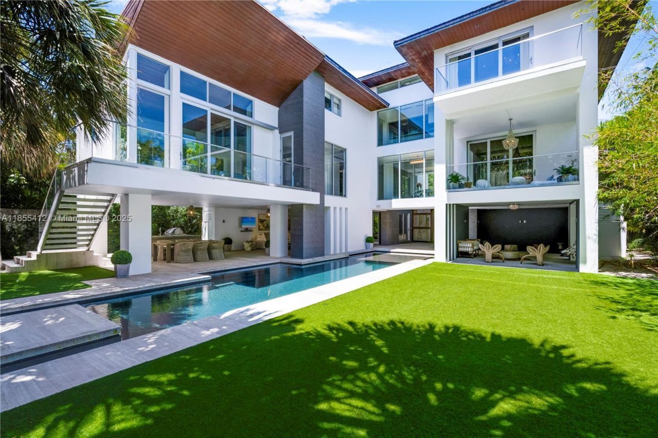 545 Sabal Palm, Key Biscayne, FL 33149 Photo