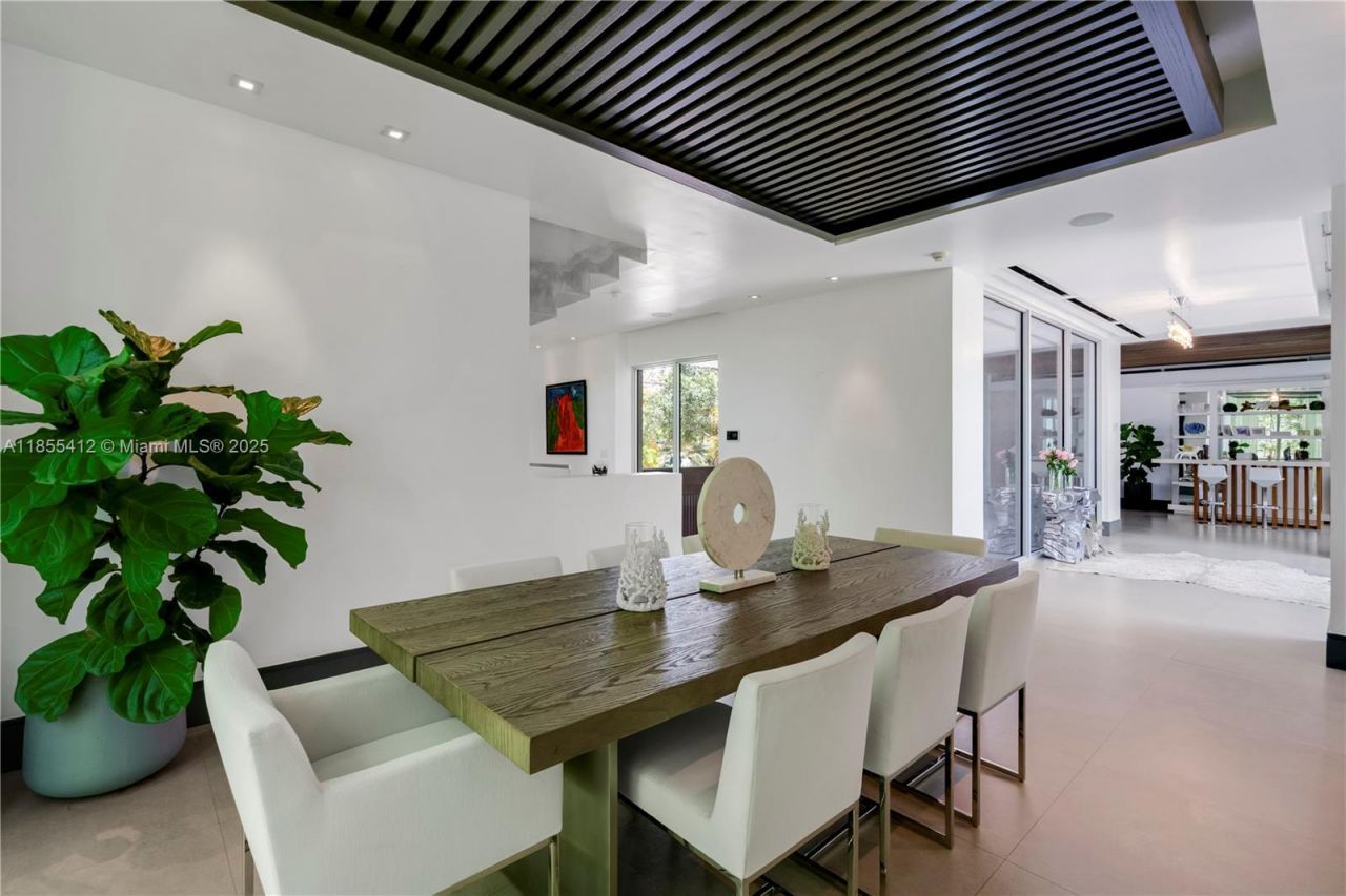 545 Sabal Palm, Key Biscayne, FL 33149 Photo