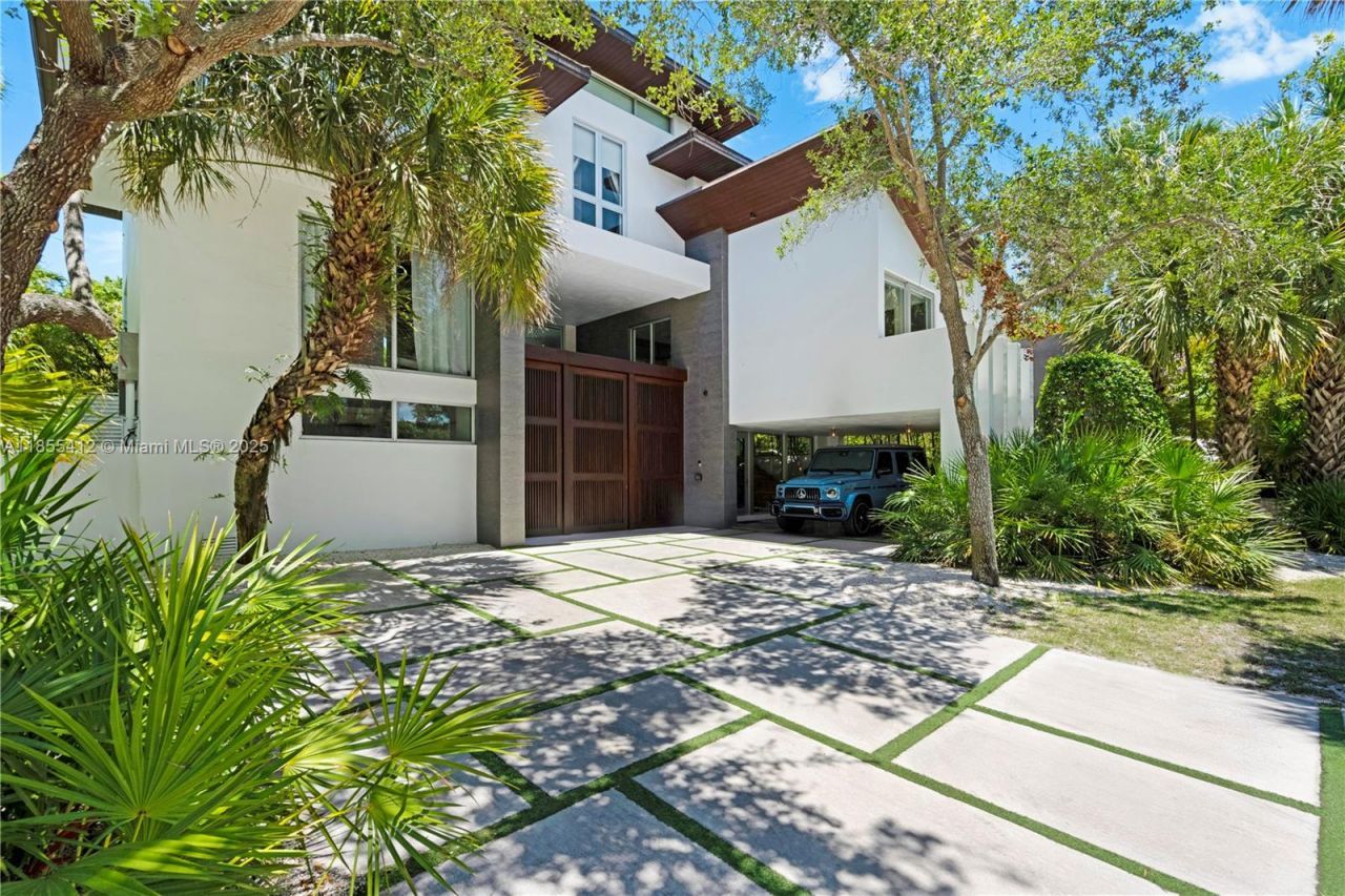 545 Sabal Palm, Key Biscayne, FL 33149 Photo