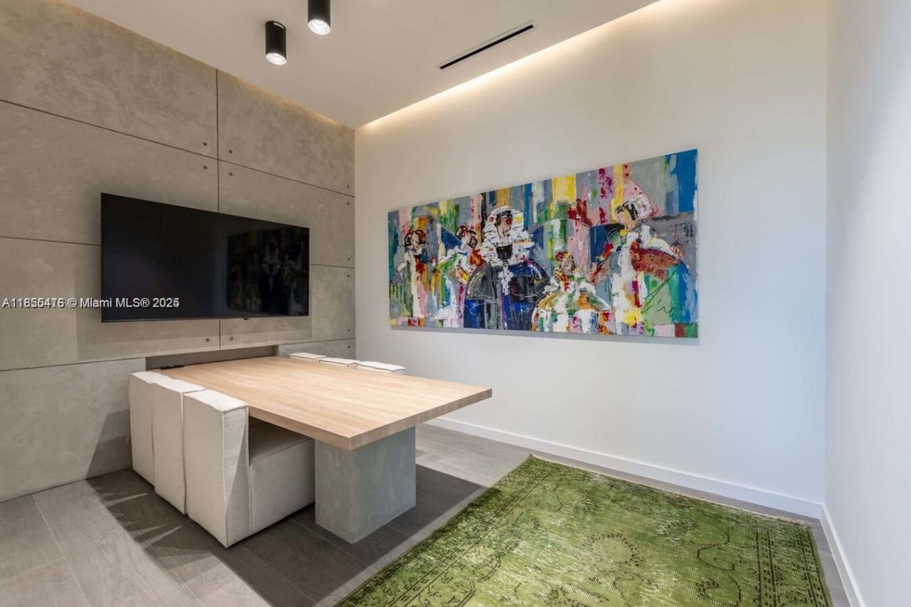 23 NE 17th Ter, Unit S3, Miami, FL 33132 Photo