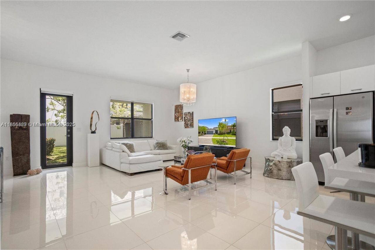 4407 SW 175th Ave, Miramar, FL 33029 Photo