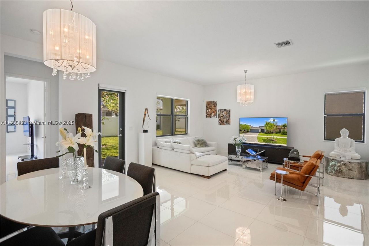 4407 SW 175th Ave, Miramar, FL 33029 Photo