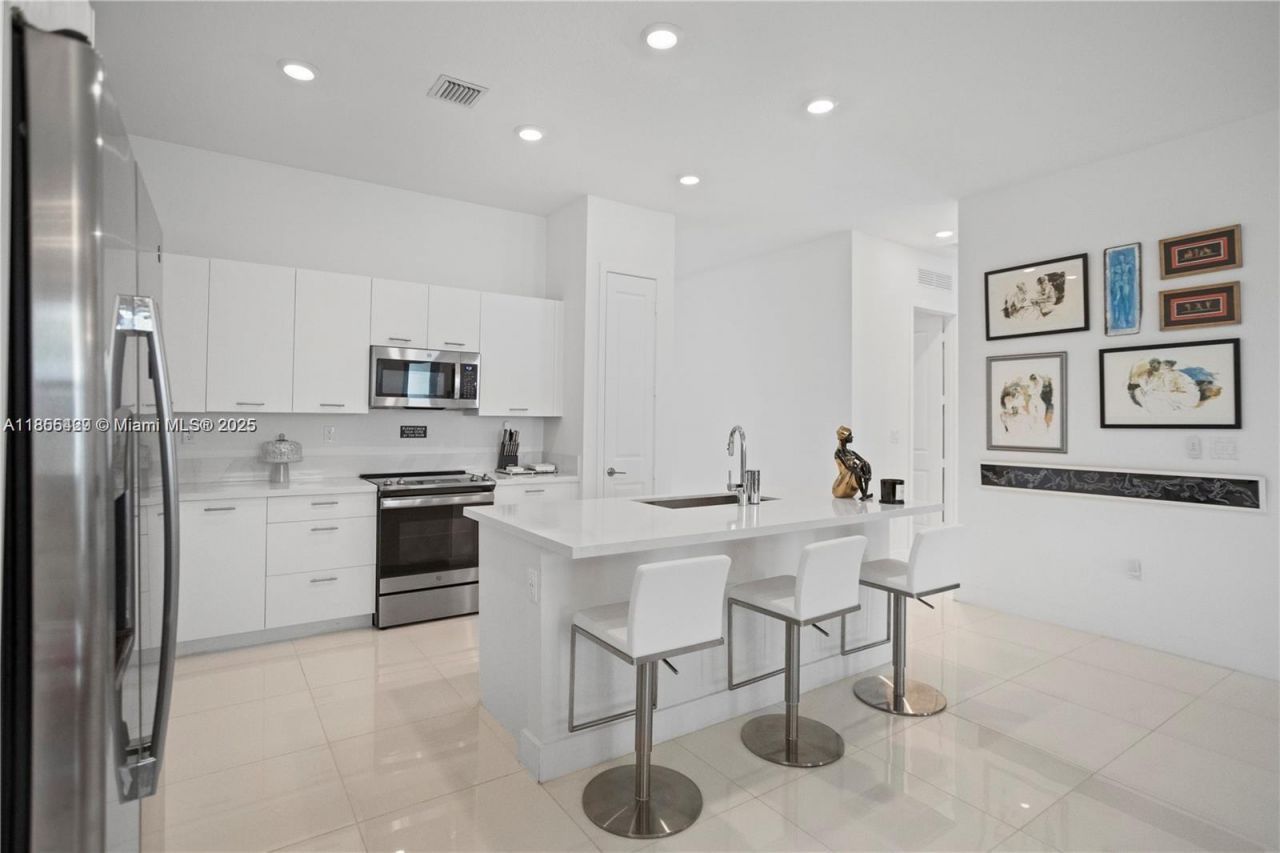 4407 SW 175th Ave, Miramar, FL 33029 Photo