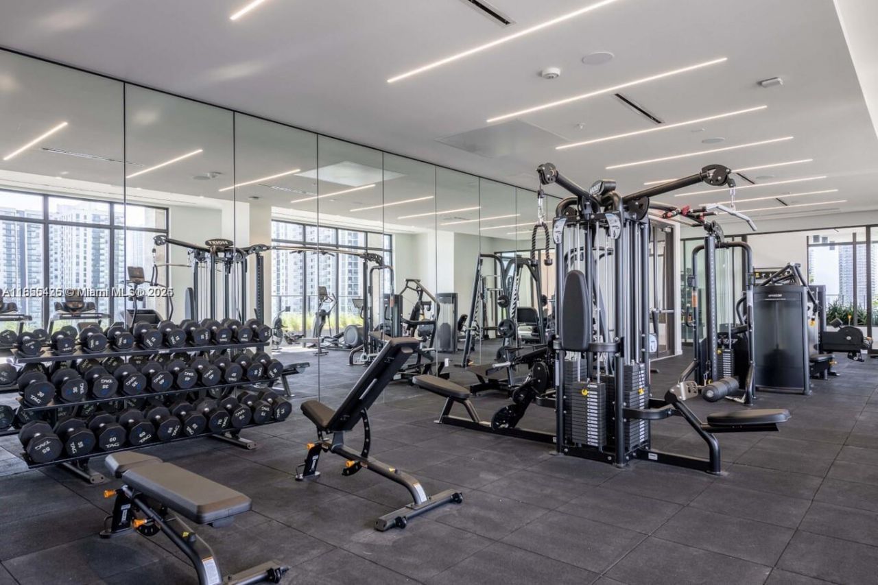 23 NE 17th Ter, Unit D1A, Miami, FL 33132 Photo