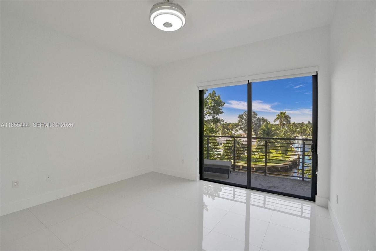 516 SE 1st Cir, Pompano Beach, FL 33060 Photo