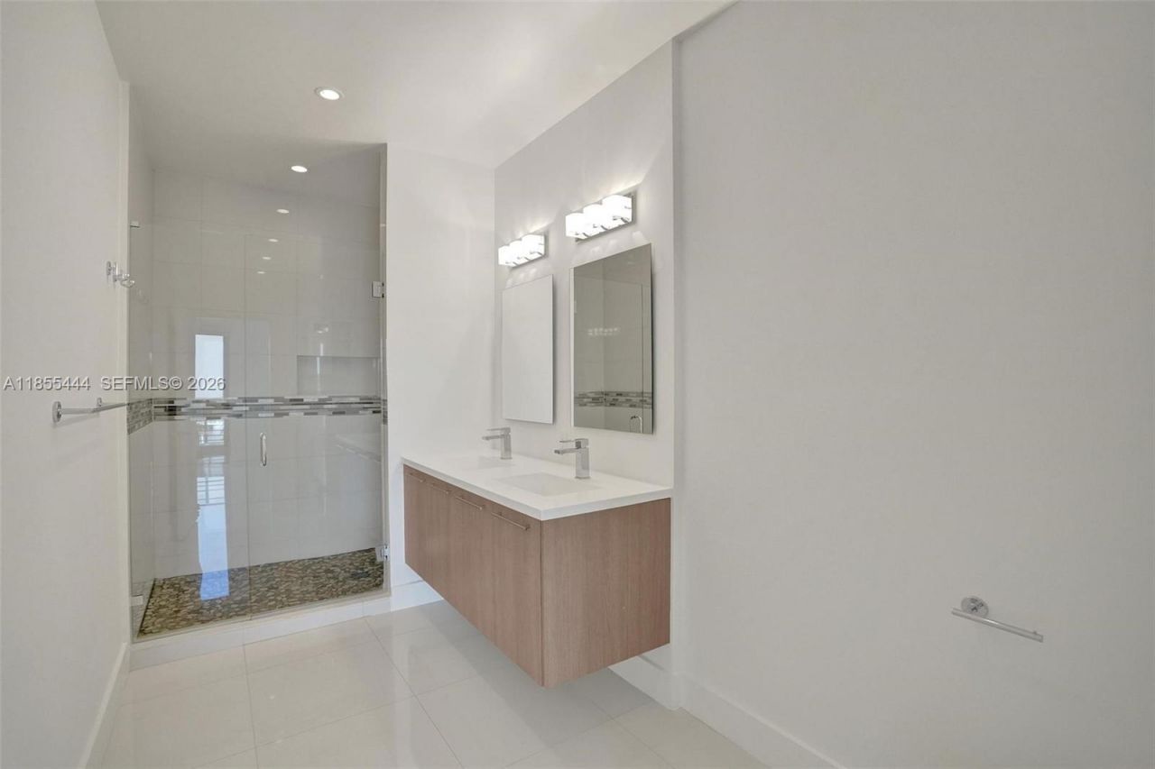 516 SE 1st Cir, Pompano Beach, FL 33060 Photo