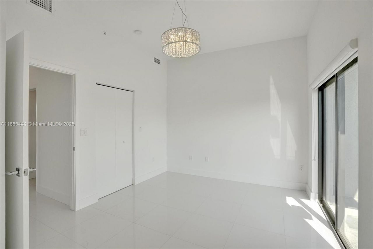 516 SE 1st Cir, Pompano Beach, FL 33060 Photo