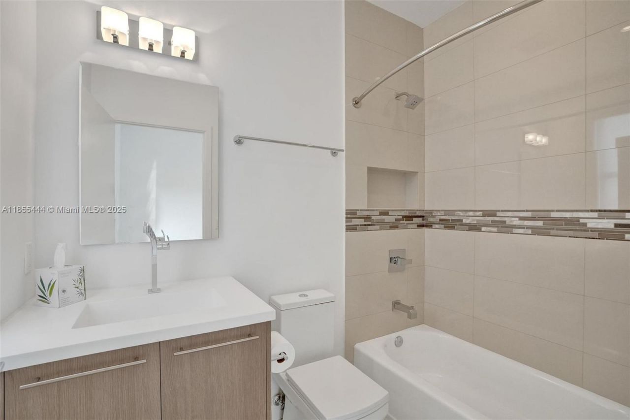 516 SE 1st Cir, Pompano Beach, FL 33060 Photo