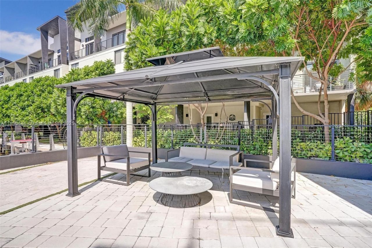 516 SE 1st Cir, Pompano Beach, FL 33060 Photo