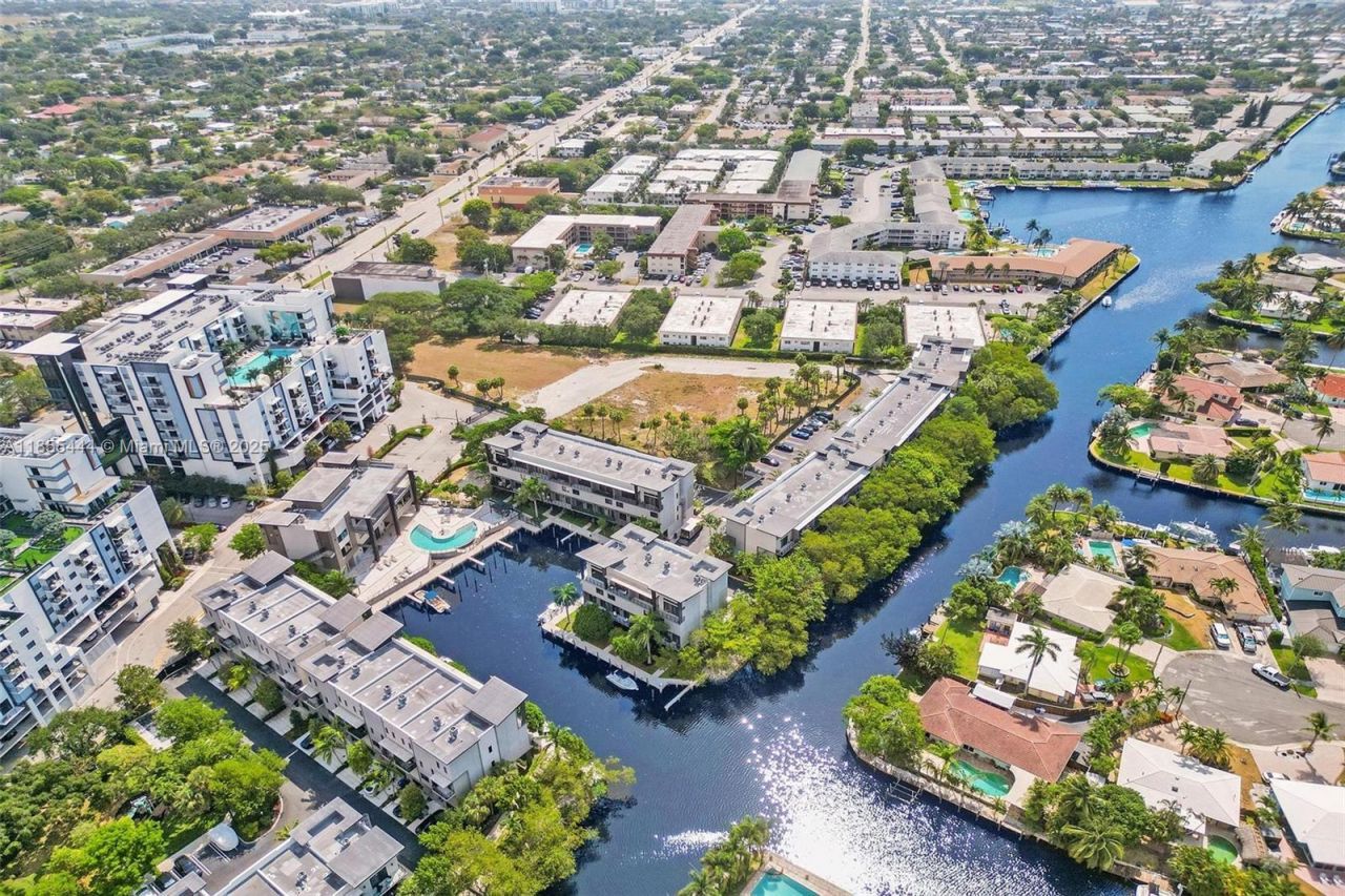 516 SE 1st Cir, Pompano Beach, FL 33060 Photo