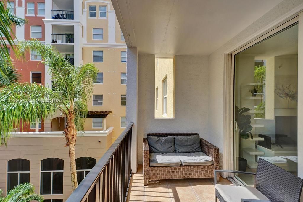 17100 N Bay Rd, Unit 1511, Sunny Isles Beach, FL 33160 Photo