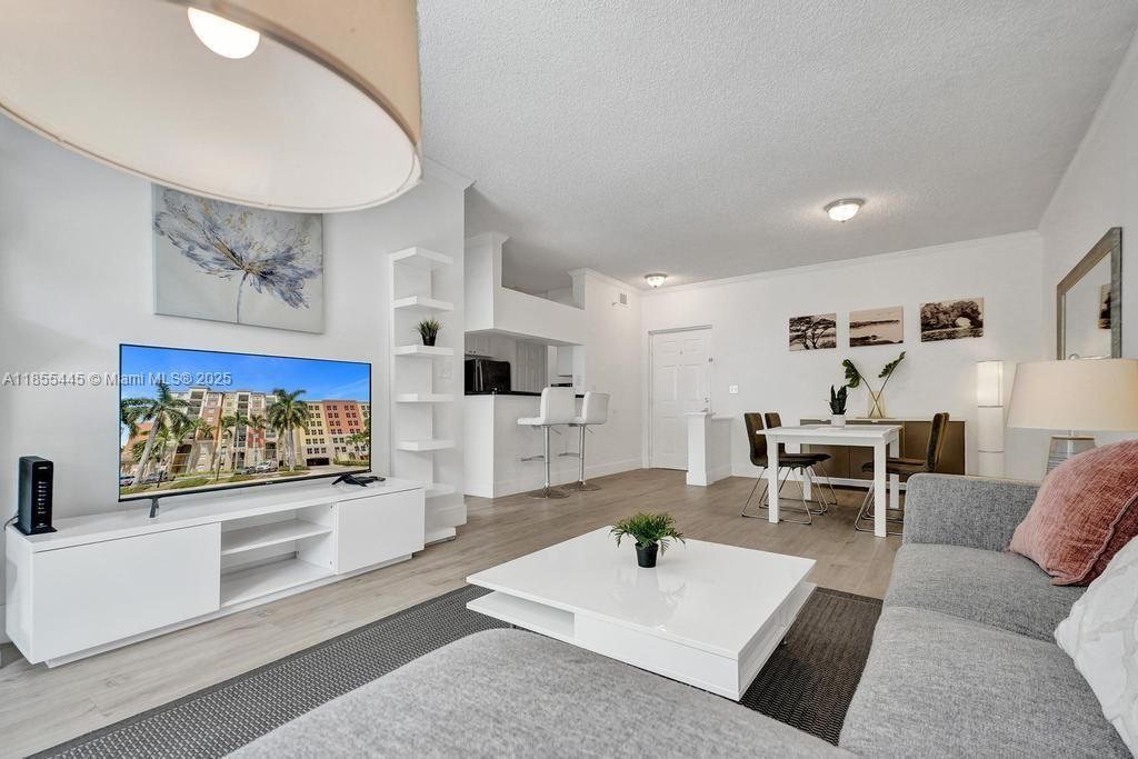 17100 N Bay Rd, Unit 1511, Sunny Isles Beach, FL 33160 Photo